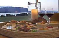Choose a dining at the lodge addition to your stay in Te Anau at Prodpect Lodge.